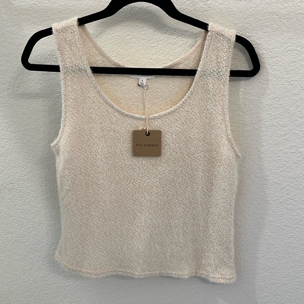 Blu Pepper Beige Top - L